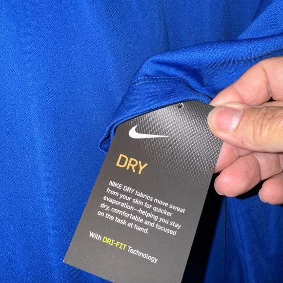 ❇️NWT❇️ Nike Men's Blue Golf Polo - Picture 6 of 8